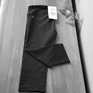 *Fabletics* Powerhold Capri NWT